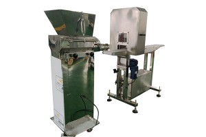 Automatic small protein bar chocolate enrobing production line