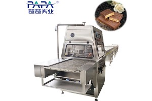 Automatic chocolate covered banana machine