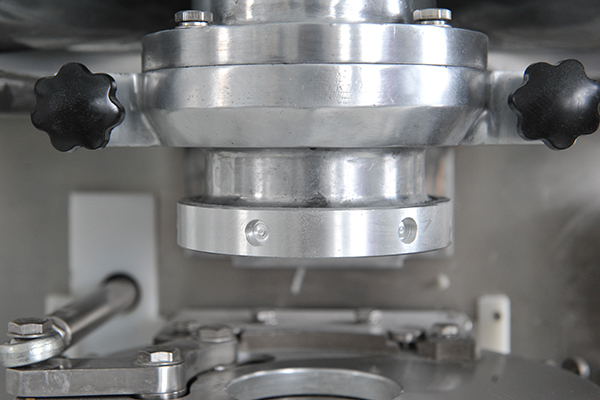 OEM China Tray Arrange Machine With 400×600 Pan -
Automatic encrusting machine – Papa detail pictures