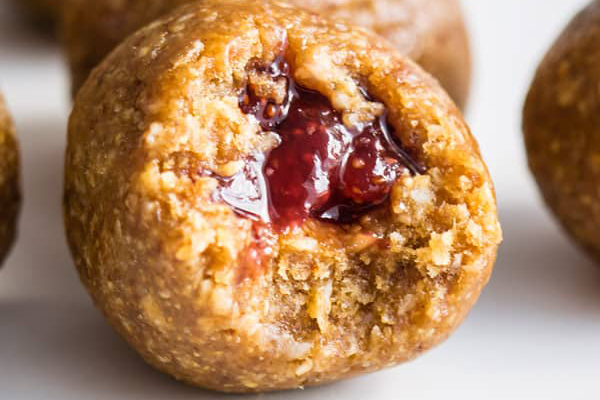 Peanut butter and jelly energy balls4