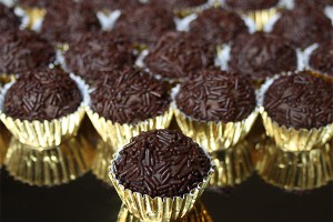 PAPA  brigadeiro making machine