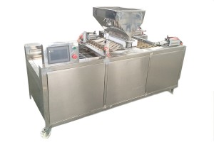 Automatic cake filling machine