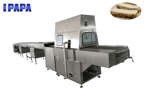 Chocolate coating machine for cereal bar