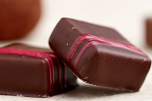 Small mini date bar chocolate coating machine line