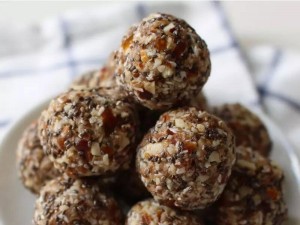 Automatic multifuction protein ball machine
