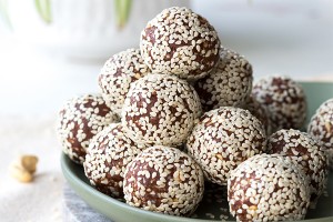 Commercial sesame ball dates ball production line